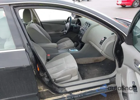 2009 Nissan Altima 2.5 S z USA, uszkodzony, nr VIN 1N4AL21E49N402644